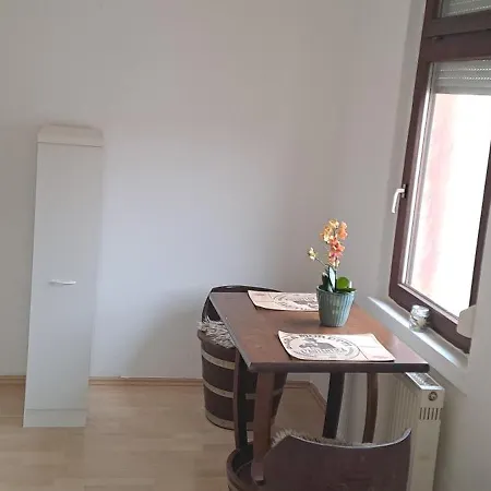 Kompakte Schoene Altbauwohnung * Heidelberg