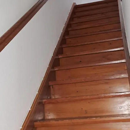 Kompakte Schoene Altbauwohnung *